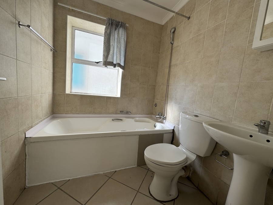 2 Bedroom Property for Sale in Van Der Stel Western Cape